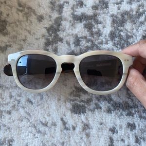 Bob sdrunk sunglasses